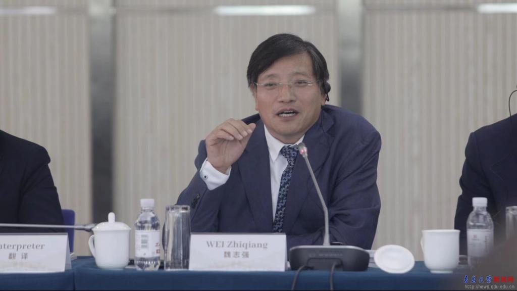 阿联酋驻华大使侯赛因·哈马迪一行访问我校